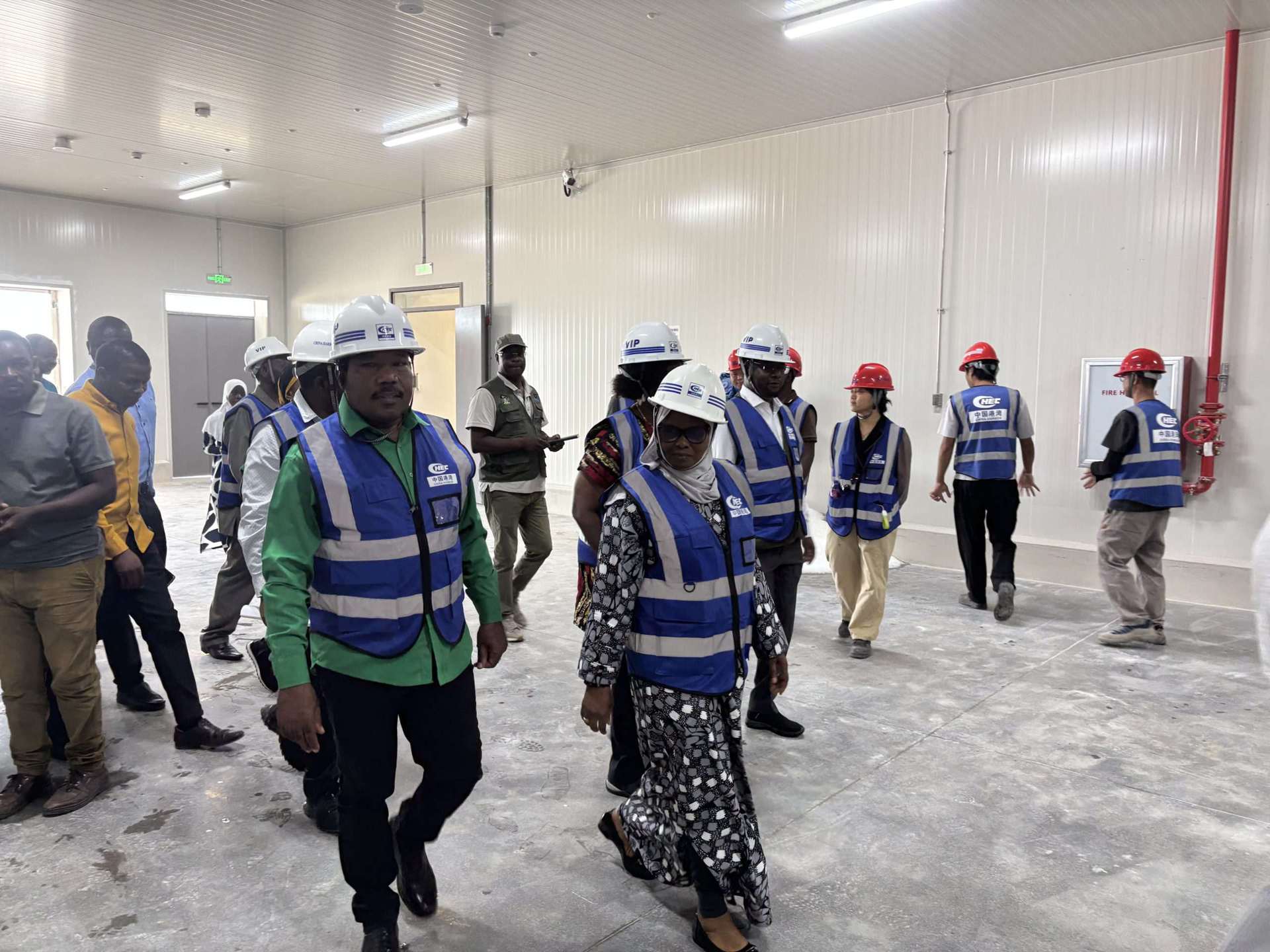 Tanzania Minister of Fisheries Inspects  (4)